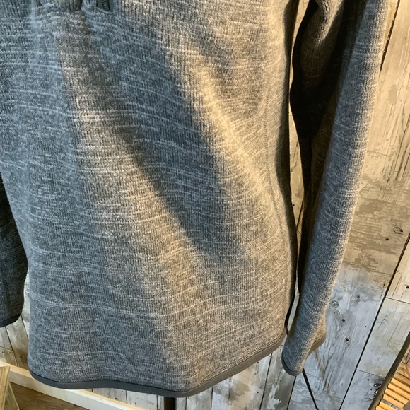 Patagonia fleece pullover 1/4 zip. Size XS. - Picture 3 of 5